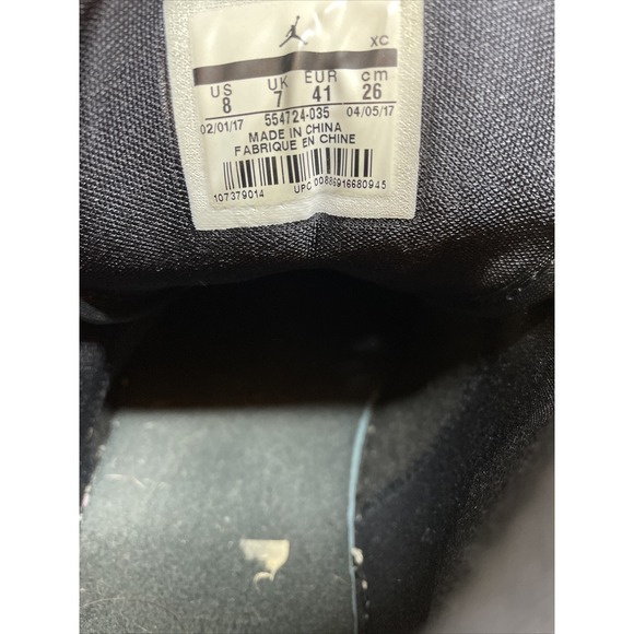 Size 8 - Jordan 1 Retro Mid New Love 2017 (554724-035) - Picture 6 of 12